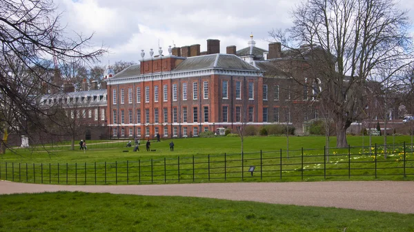 Kensington Palace and Gardens, London, England, United Kingdom. — Stock Photo, Image