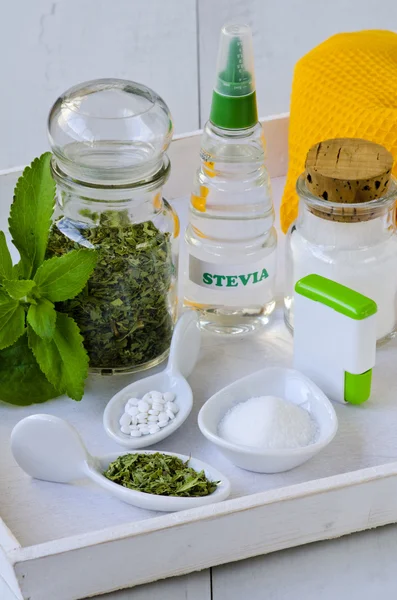 Stevia-Produkte. Natürliche Süßstoffe. — Stockfoto