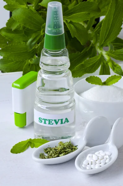 Stevia Produkter. Naturligt sødemiddel . - Stock-foto