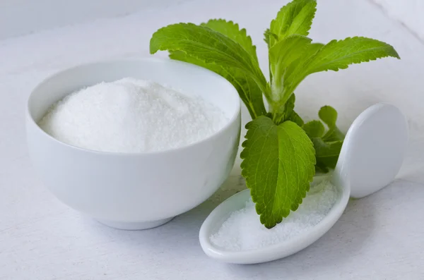 Stevia poeder. Natuurlijke zoetstof. Stockfoto