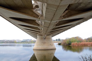 Lusitania köprü görünümü