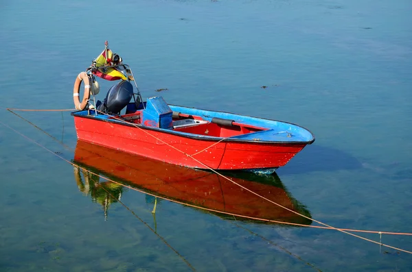 Piccola barca da pesca — Foto Stock