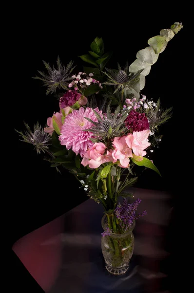 Modern Bouquet Pink Purple Pastel Color Flowers Isolated Black Background — Stock Photo, Image