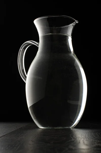 Tanque de água de vidro cheio de água — Fotografia de Stock