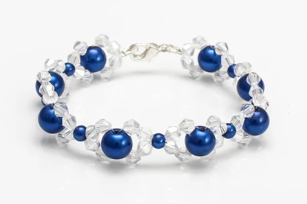 Bracciale bolle blu con cristalli swarovski isolati — Foto Stock