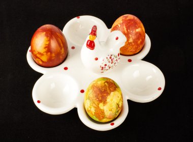 Paskalya yumurta case üç ressam geleneksel yumurta ile ana sayfa görünümü