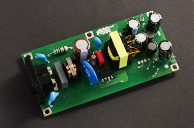 güç kaynağı pcb baskılı devre kartı
