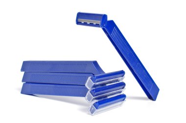 yaratıcı bir şekilde dört traş makineleri