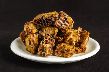 Arı ekmek petek bit