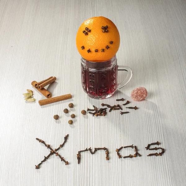 Christmas varmt vin stilleben — Stockfoto