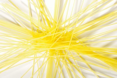 Çemberde yerleştirilen spagetti soyut fotoğraf