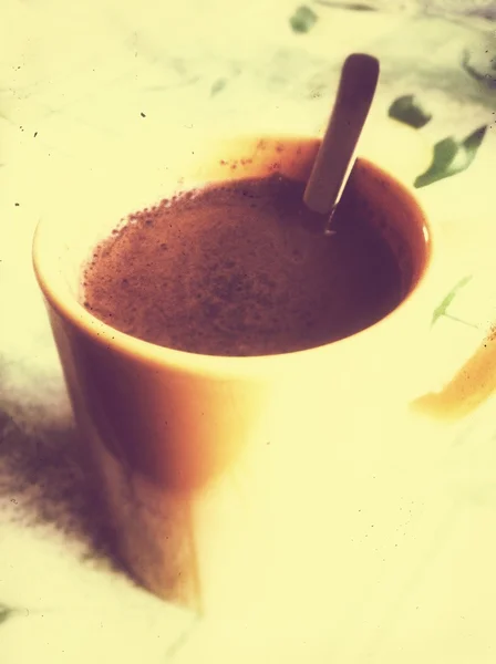 레트로 스타일의 블랙 커피 컵. — 스톡 사진