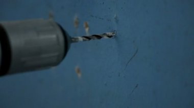 Beton duvara delik delme