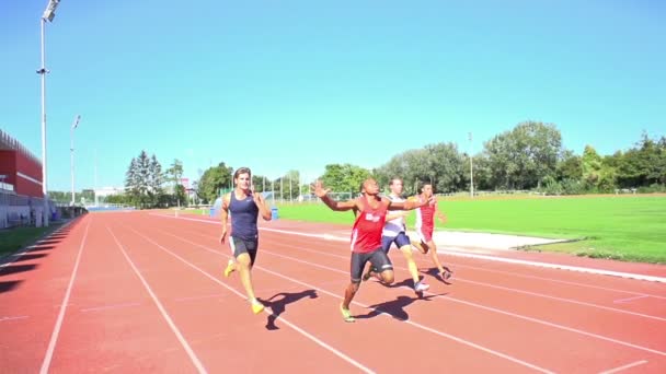 100 m finish langsom bevegelse – stockvideo