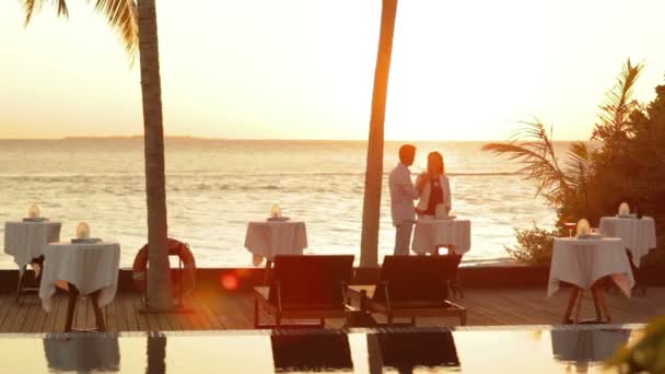 Young couple at tropical beach — Stock Video