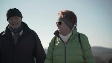 üst düzey kişiler açık yürüyüş