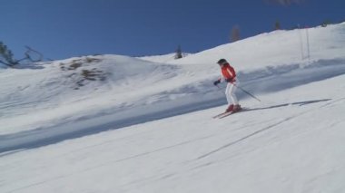 güneşli günde Kayak kadın 