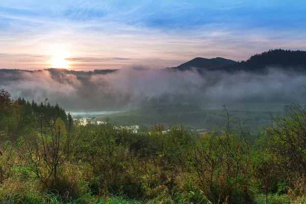 Sunrise Bieszczady Dağlar — Stok fotoğraf