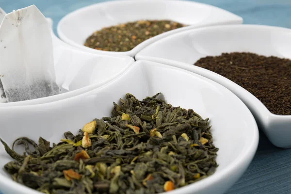 Various types of tea.Small depth of field — Stock Photo, Image