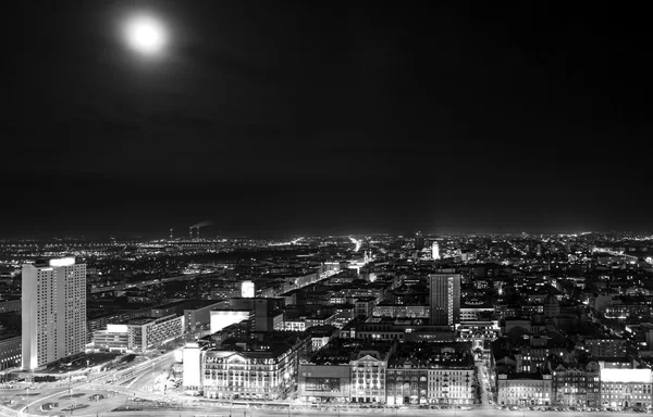 View of the center of Warsaw at night — Stock Photo, Image