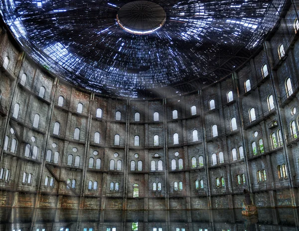 Interior de la antigua fábrica de gas en Varsovia —  Fotos de Stock