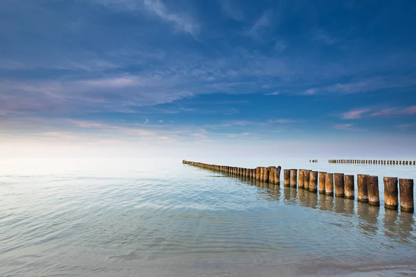 Twilight op de kalme Baltische Zee — Stockfoto