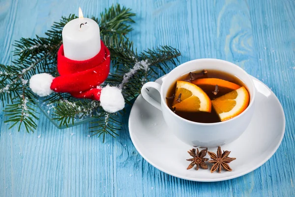 Christmas tea with orange and cloves — Stock Photo, Image