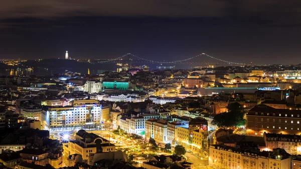 Νυχτερινή άποψη πέρα από τη Λισαβόνα, Πορτογαλία — Φωτογραφία Αρχείου