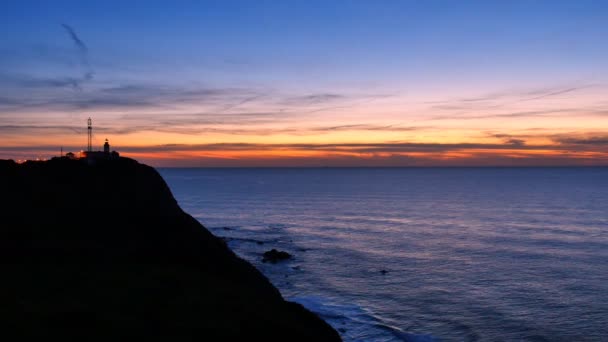 Cabo da Roca Portekiz, deniz feneri günbatımı. — Stok video