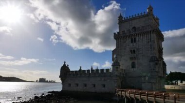 Belem Kulesi Lizbon Tagus - timelapse nehrinde