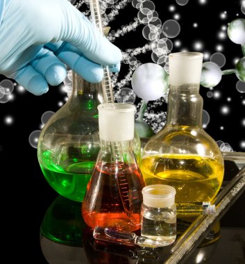 Farklı cam ve erkek elinde eldiven portre resmi