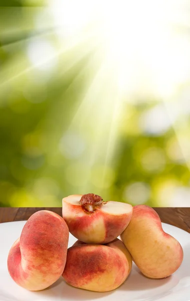 Image of peaches on the table close up — Stock Photo, Image