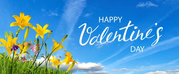 Valentijnsdag. Romantisch spandoek. Decoratie van prachtige bloemen — Stockfoto