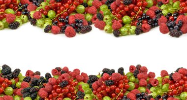 beyaz zemin üzerinde farklı meyveler 