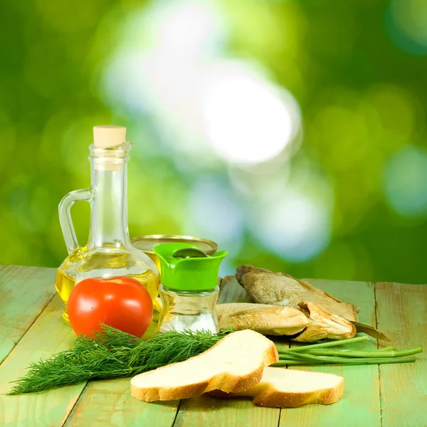 Ingredienti diversi per cucinare su fondo verde — Foto Stock