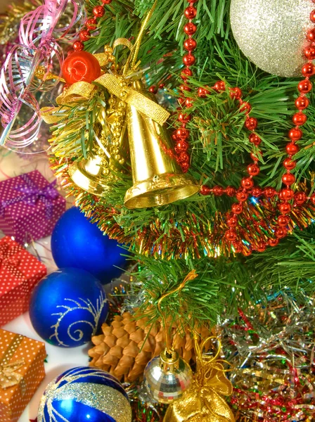 Decoraciones del árbol de Navidad — Foto de Stock