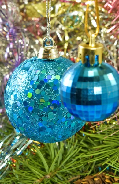 Blue Christmas bal close-up — Stockfoto