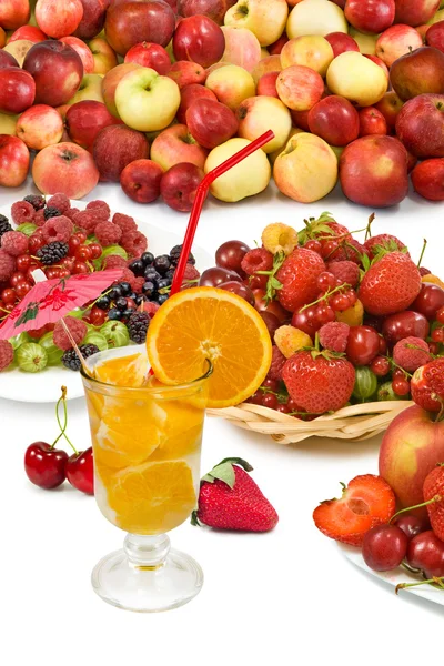 Cocktails en fruit close-up — Stockfoto