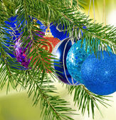 krásné vánoční koule na vánoční stromeček