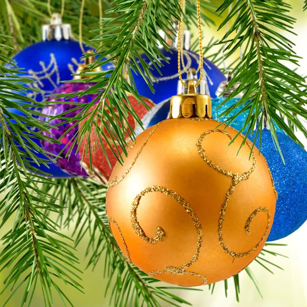 Image of Christmas decorations on the Christmas tree close-up — Stock Photo, Image