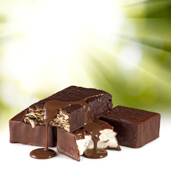 Изолированное изображение вкусной шоколадной конфеты крупным планом — стоковое фото