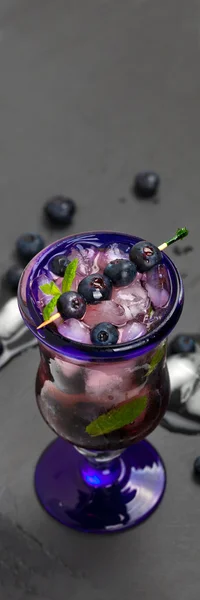 鸡尾酒与蓝莓 — 图库照片
