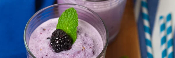 Blackberry Joghurt Smoothie — Stockfoto
