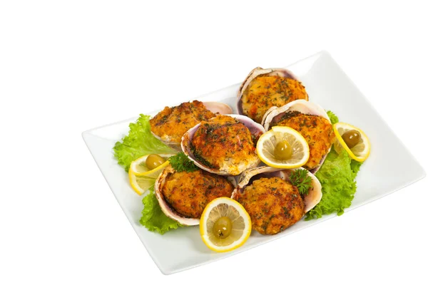 Печёные фаршированные моллюски — стоковое фото