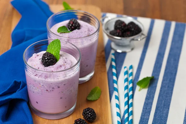 Smoothie de iogurte de amora — Fotografia de Stock