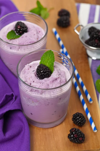 Smoothie de iogurte de amora — Fotografia de Stock