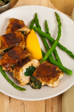 Ispanak tavuk dolması