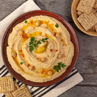 Ev yapımı humus Dip