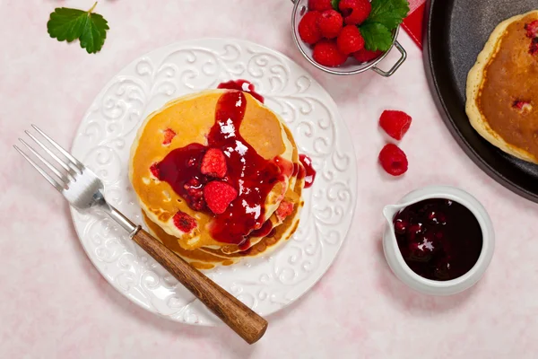Pancakes with Raspberry — Stock Photo, Image