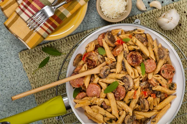 Sausage Pasta Alfredo — Stock Photo, Image